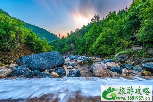 石台牯牛降和祁门牯牛降有什么区别，哪个更值得去