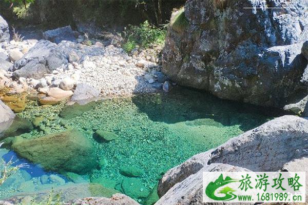石台牯牛降和祁门牯牛降有什么区别，哪个更值得去