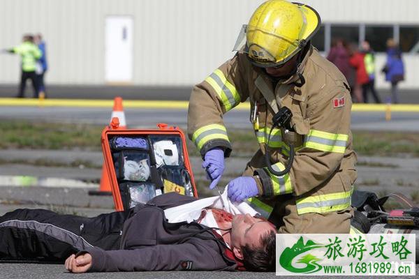 加拿大旅行需要注意哪些问题  遇到危险如何求救
