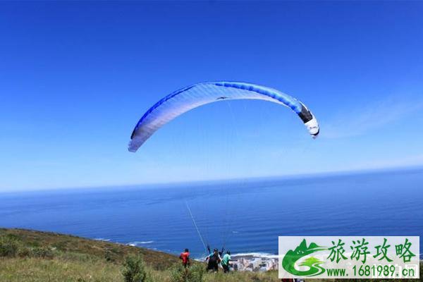 滑翔伞体验需要准备什么装备 滑翔伞受天气季节影响吗 滑翔伞体验需要准备什么装备 滑翔伞受天气季节影响吗