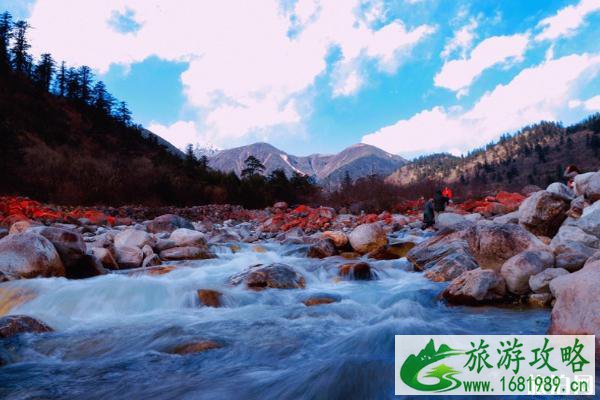 海螺沟主要景点推荐 去海螺沟穿什么衣服