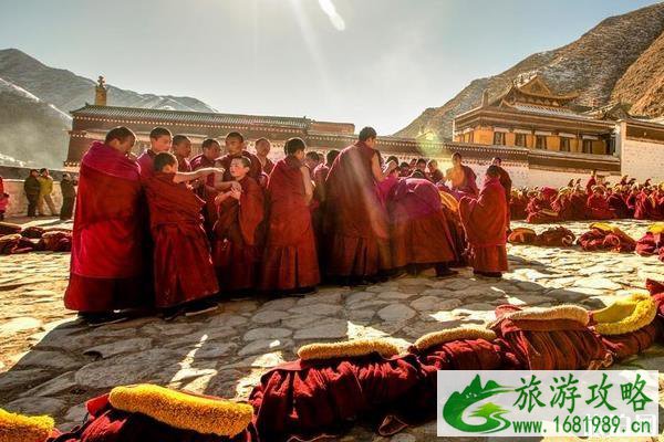 拉卜楞寺在哪个市州 拉卜楞寺在哪个地方 拉卜楞寺在哪个市州 拉卜楞寺在哪个地方