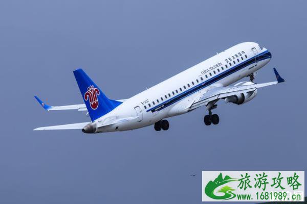 2022年春节期间11家航企免征燃油附加费 2022年春节期间11家航企免征燃油附加费