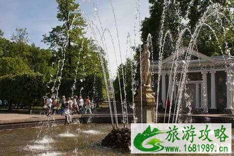 俄罗斯夏宫简介+门票+开放时间+交通 俄罗斯夏宫简介+门票+开放时间+交通