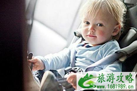 婴儿多大可以坐飞机 飞机上怎么预定儿童餐 婴儿多大可以坐飞机 飞机上怎么预定儿童餐