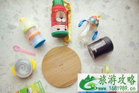 和孩子出门旅行需要带什么东西