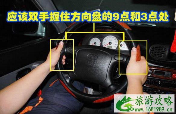 高速上爆胎怎么办 高速上爆胎危险吗 高速上爆胎怎么办 高速上爆胎危险吗