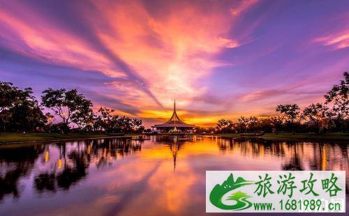 曼谷夜游湄南河攻略 曼谷湄南河游船哪个好