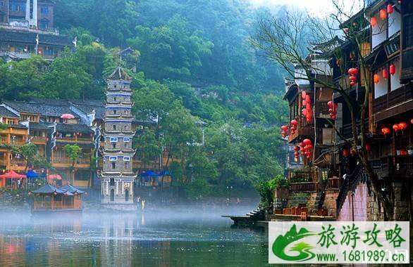 去凤凰古城旅游要多少钱 凤凰古城旅游花费 去凤凰古城旅游要多少钱 凤凰古城旅游花费