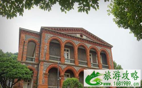 来镇江旅游必去的景点和必吃的美食有哪些？