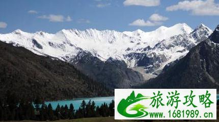 西藏然乌湖在哪里+住宿+交通 西藏然乌湖在哪里+住宿+交通