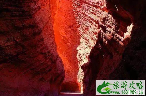 新疆自驾公路有哪些 有什么好玩的景点 新疆自驾公路有哪些 有什么好玩的景点