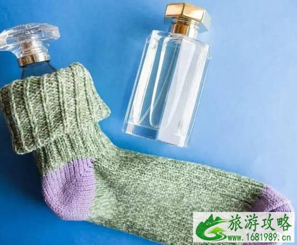 整理行李箱技巧图解