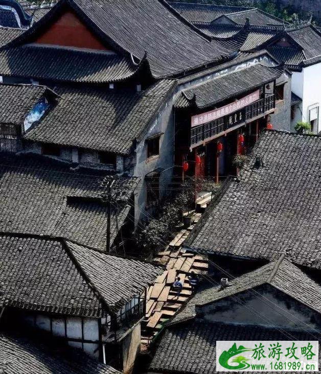重庆周边有哪些好玩的地方值得一游 重庆周边有哪些好玩的地方值得一游