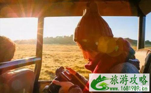 旅游适合带电脑吗 旅游中带电脑方便吗 旅游适合带电脑吗 旅游中带电脑方便吗