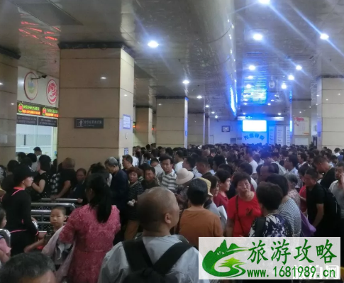 2022年8月兰州暴雨经停嘉峪关站的列车有那些暂时停运