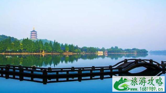 杭州西湖和苏州金鸡湖哪个更好玩 杭州西湖和苏州金鸡湖哪个更好玩