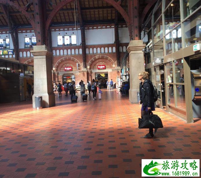 郎平已置换髋关节和颈椎 网友期待她重新执教