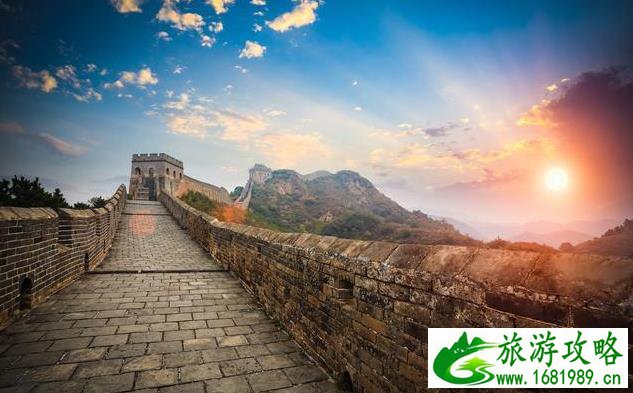 小学生旅游攻略怎么做手抄报内容怎么写