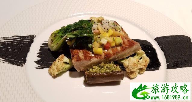 旅游景区内餐饮店交什么税_旅游景点的餐馆盈利怎么样