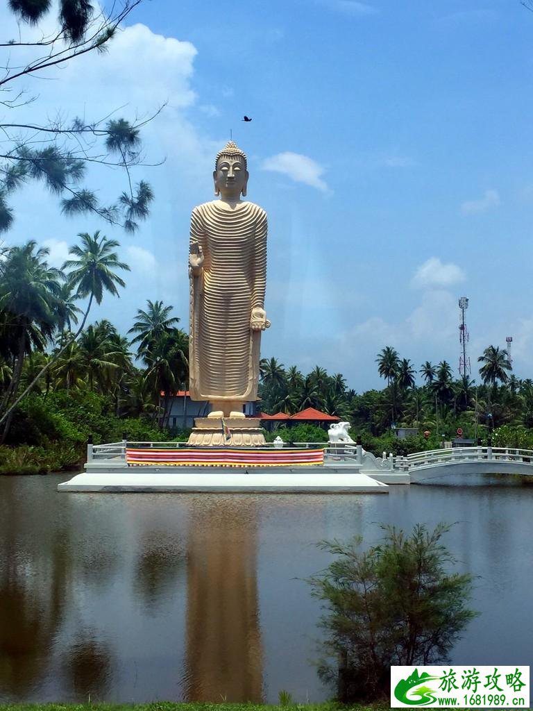 旅游攻略英语翻译_旅游攻略英语翻译怎么写