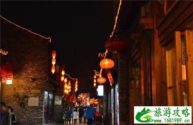 适合住一周的小镇(周窝小镇适合夏天去吗)